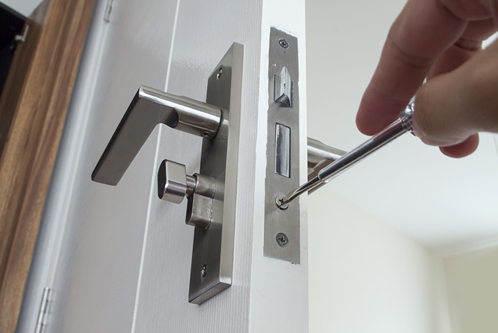 Our local locksmiths are able to repair and install door locks for properties in Beeston and the local area.